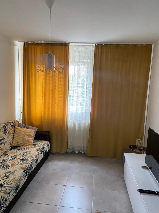 Sofi Apartment Central Bucureşti Ngoại thất bức ảnh